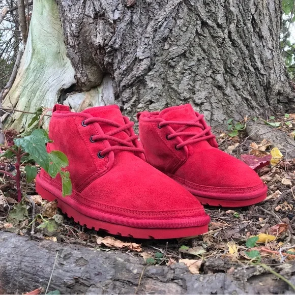 UGG Red Neumel Ankle Boots Size 6 - Picture 3 of 9